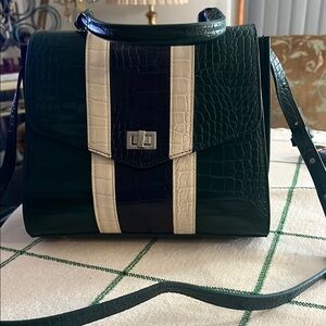 Steve Madden Elegant Green and White Croc-Embossed Handbag
